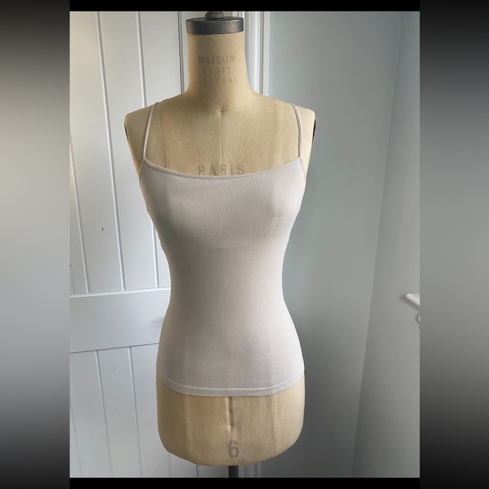 Bebe women’s tank top with bra size M/L